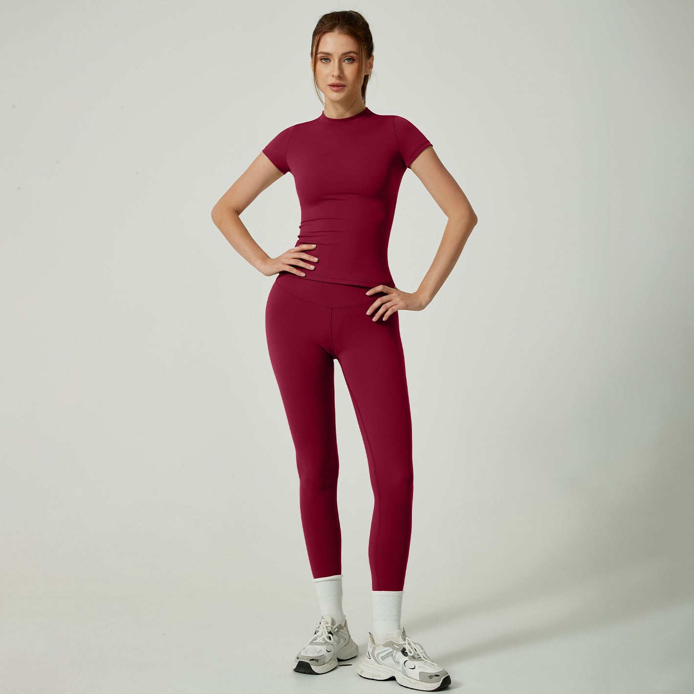 New Women Workout Suit Quick Drying Breathable Sports Short Sleeves High Waist Hip Lifting Yoga Pants Leggings Womens Gym Sets